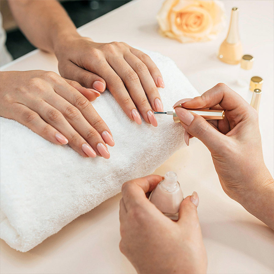 Unique Nails Lounge in Longview