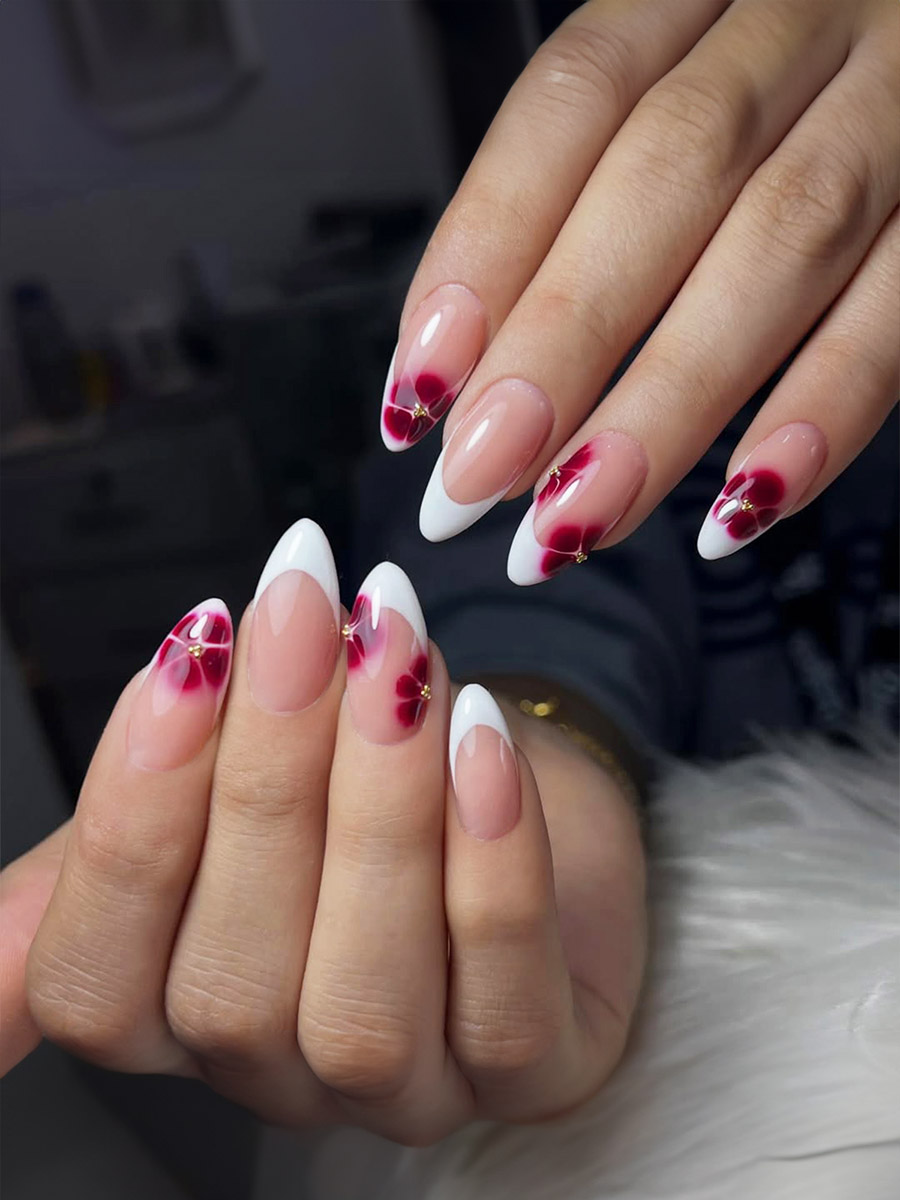 Unique Nails Lounge in Longview